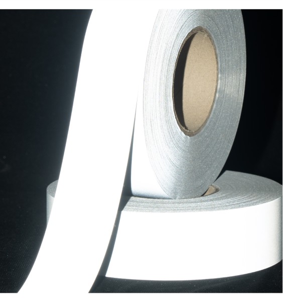 Grey synthetic fiber reflective strip